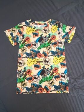 Bums and Roses BATMAN DC Comics Bamboo T-Shirt